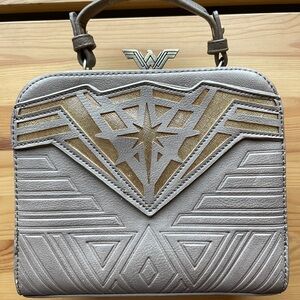 Wonder Woman licensed art deco crossbody chain